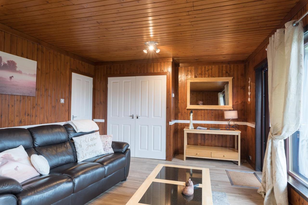 Bluebell Lodge 9 With Hot Tub Newton Stewart Dış mekan fotoğraf